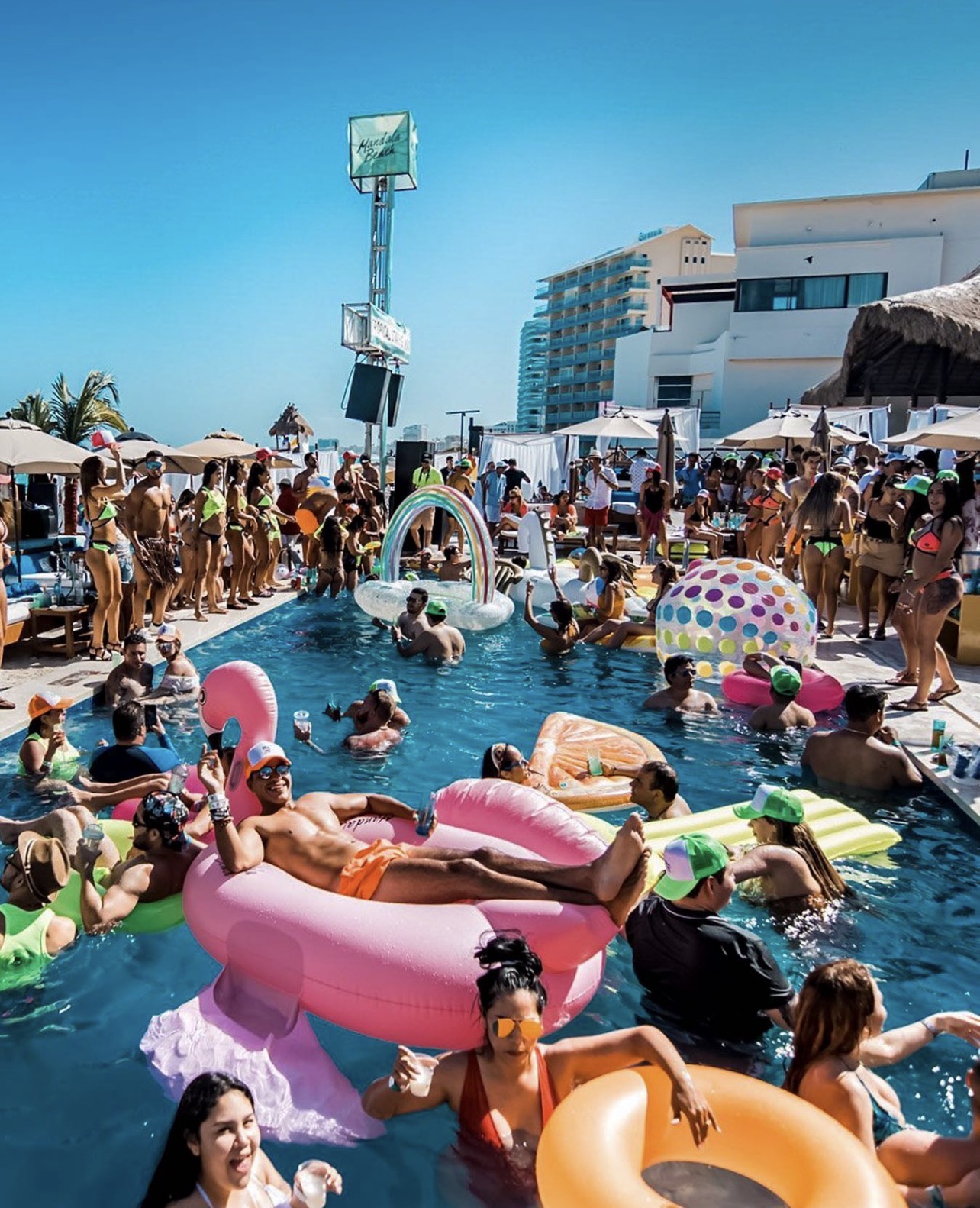 Mandala Beach — foto 2 de 3